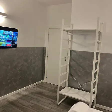 Vendégház Airport Self Check-in *