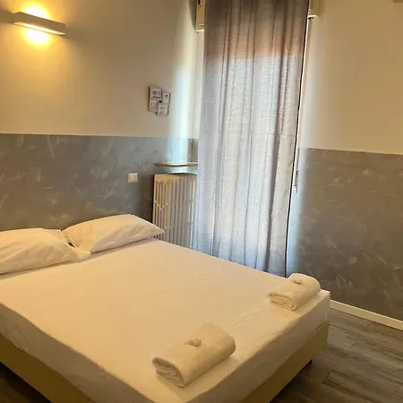 Airport Self Check-in Casa de hóspedes