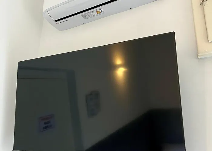 בית הארחה Airport Self Check-in